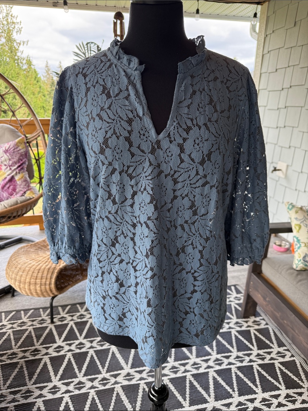 Cream | Floral Lace Top